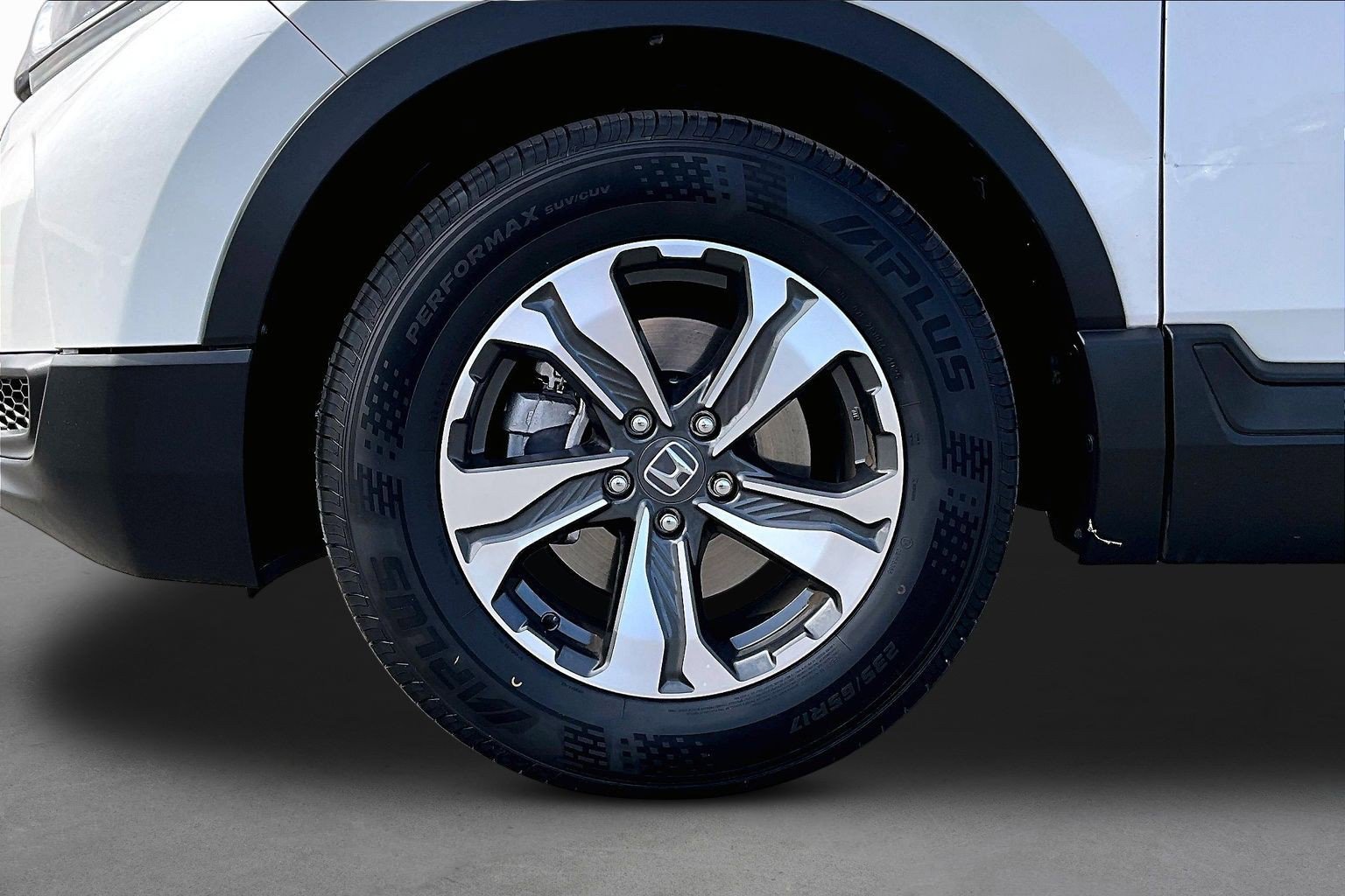 Used 2019 Honda CR-V LX image 8