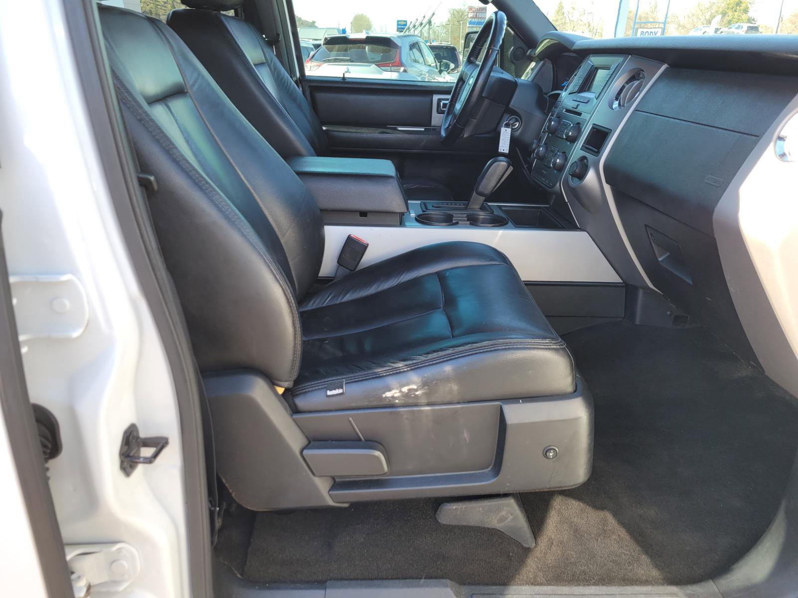 Used 2017 Ford Expedition EL XLT image 20
