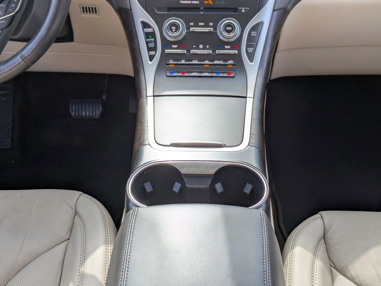 Used 2018 Lincoln MKX Reserve w/ Driver Assistance Package image 22