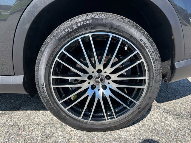 Certified 2025 Mercedes-Benz GLC 300 4MATIC image 10