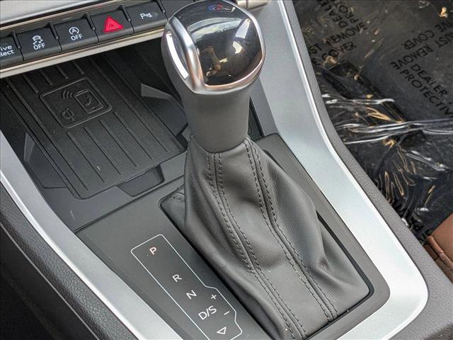 Certified 2025 Audi Q3 2.0T Premium Plus w/ Premium Plus Package image 11