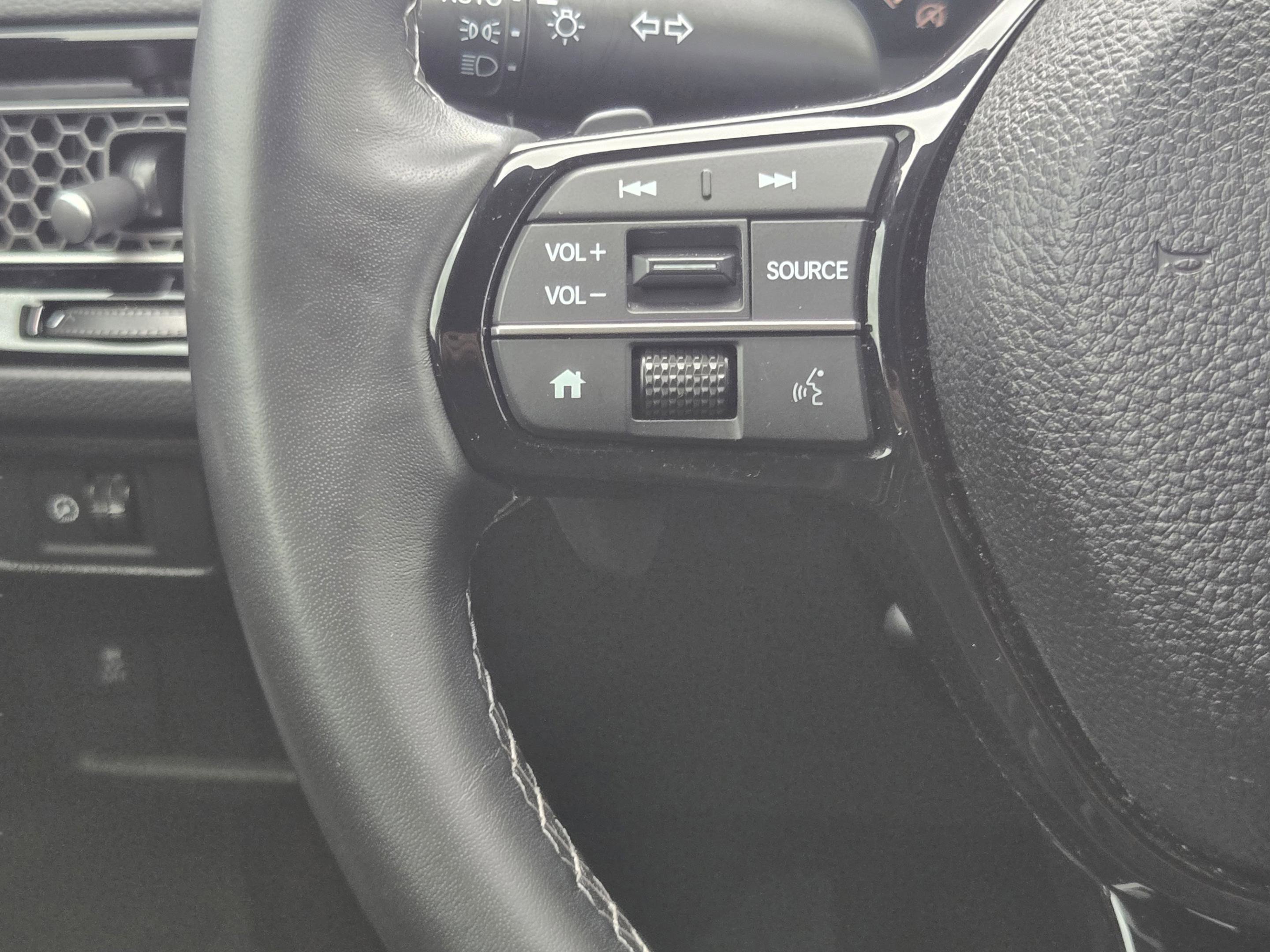Certified 2025 Honda Civic Sport image 23