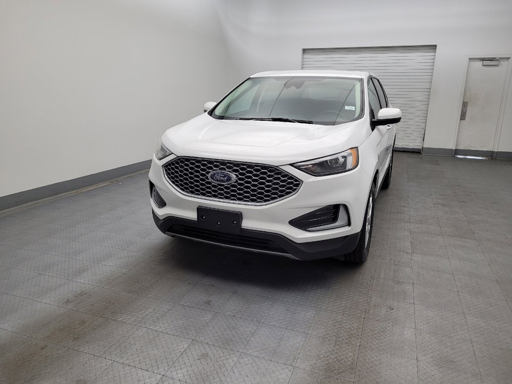 Used 2024 Ford Edge SEL image 15