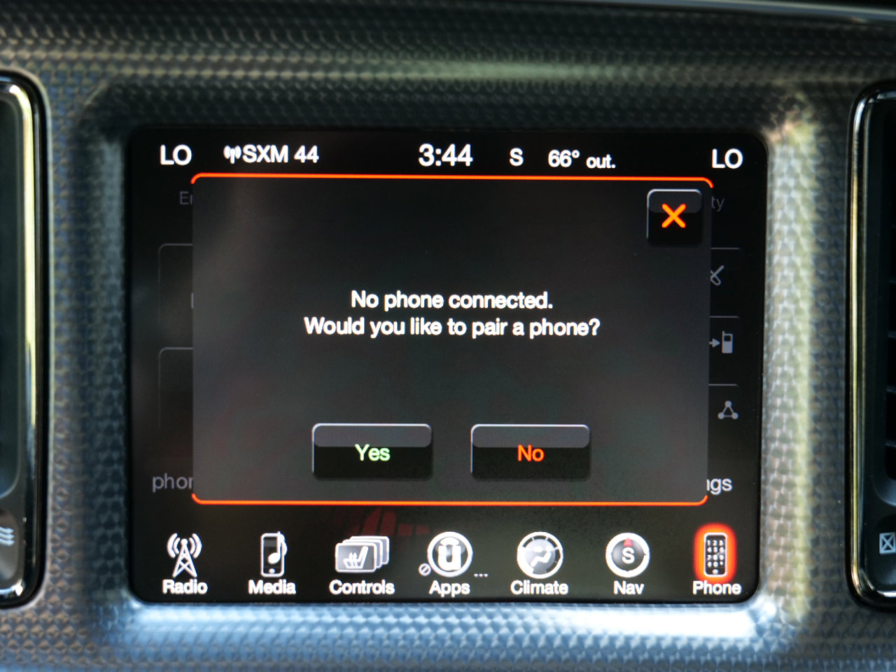 Used 2015 Dodge Challenger SRT Hellcat image 29