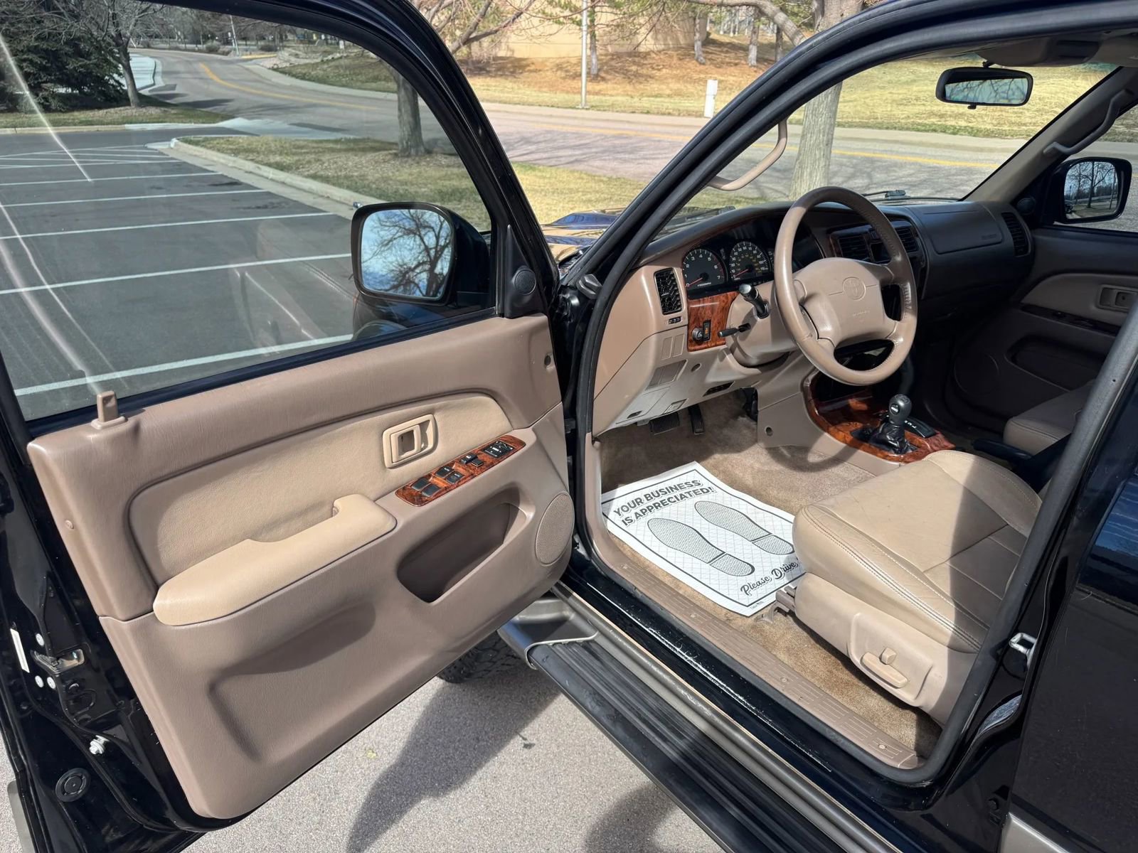 Used 2000 Toyota 4Runner Limited image 6