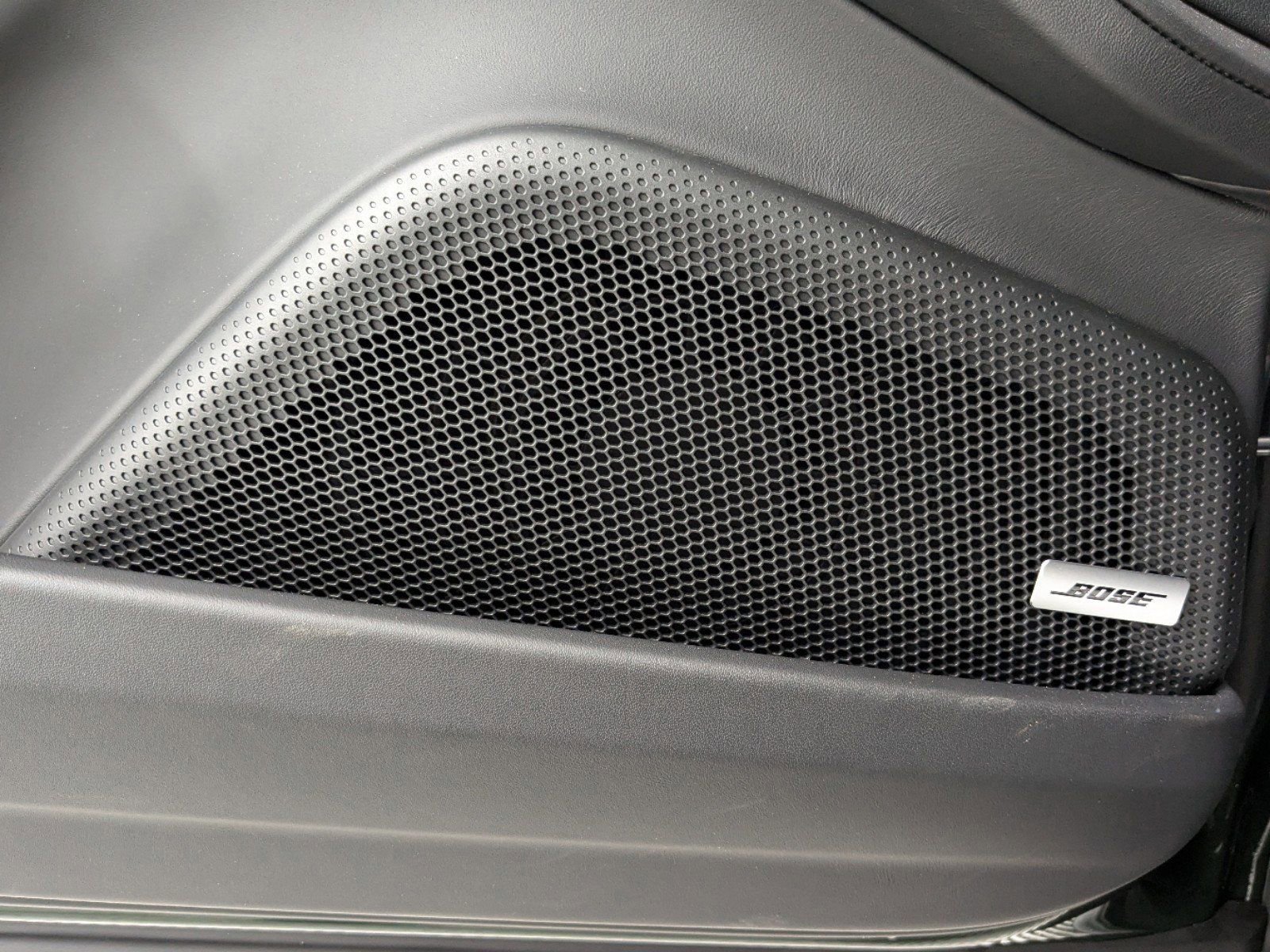 Used 2025 Porsche Panamera 4 image 18