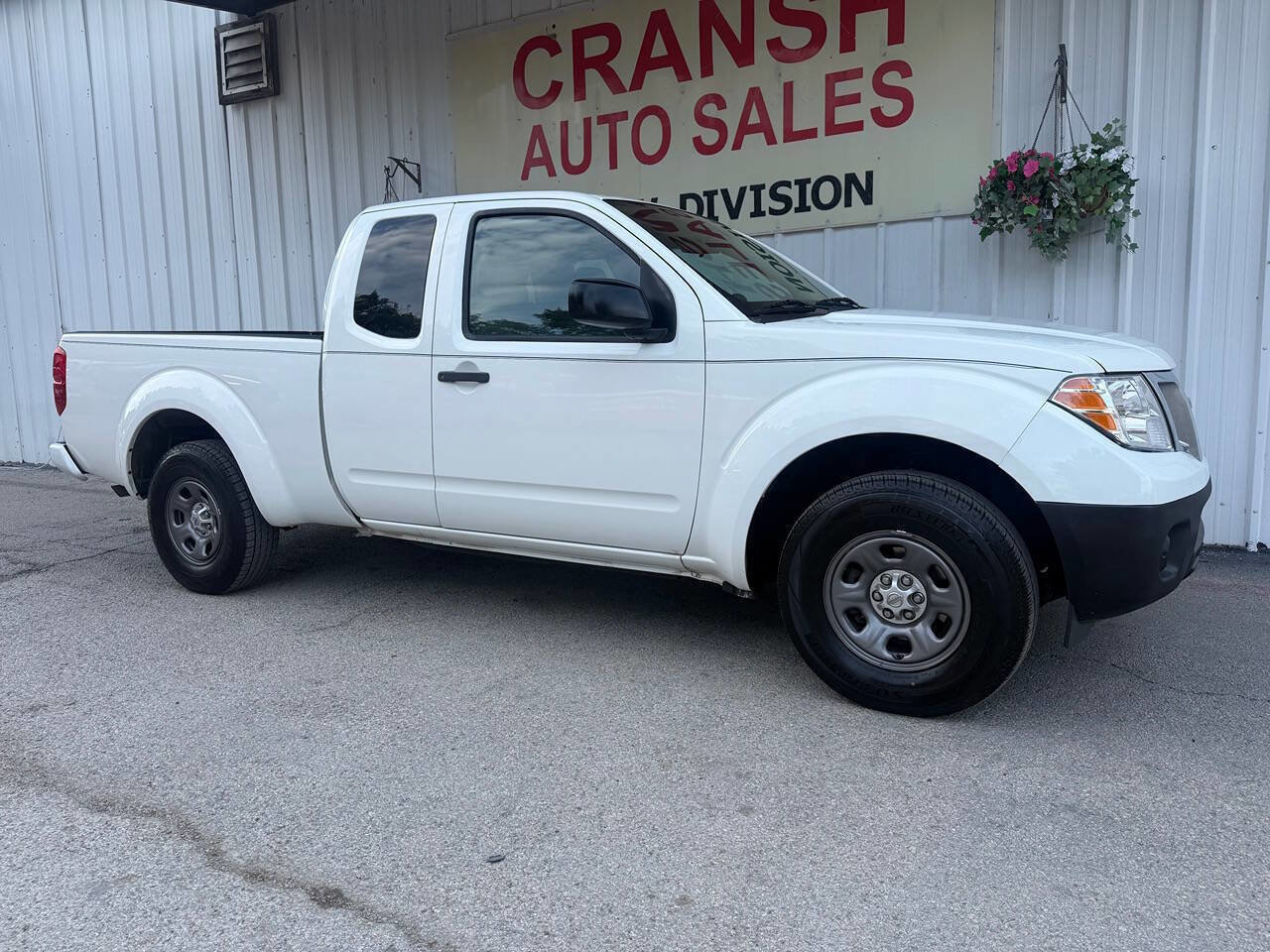 Used 2017 Nissan Frontier S RWD image 2