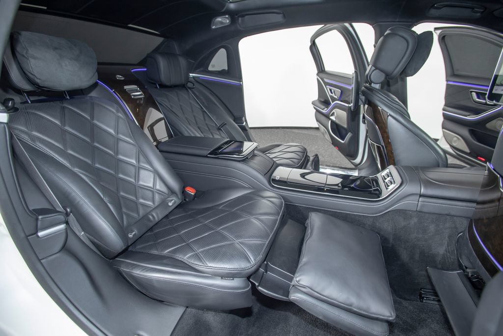Used 2023 Mercedes-Benz Maybach S 580 4MATIC image 52