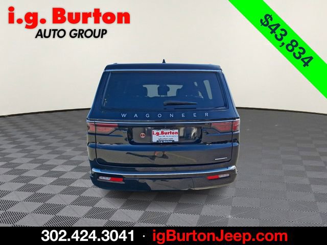 Used 2024 Jeep Wagoneer L Series III w/ Flexible Seating Group image 5