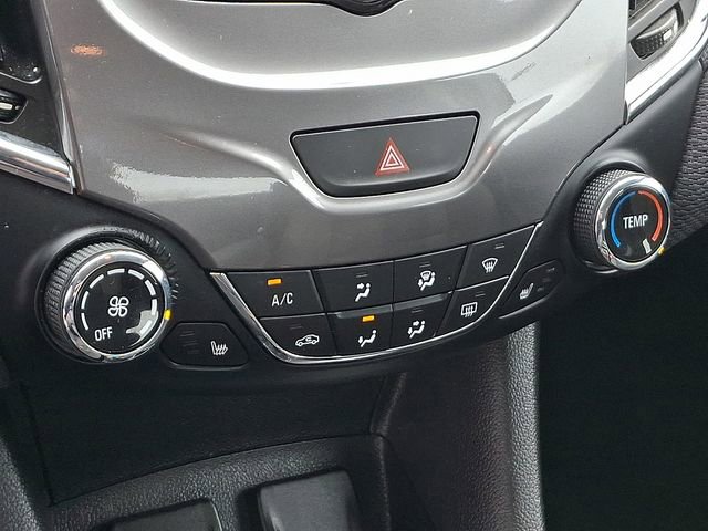 Used 2017 Chevrolet Cruze LT w/ Convenience Package image 16