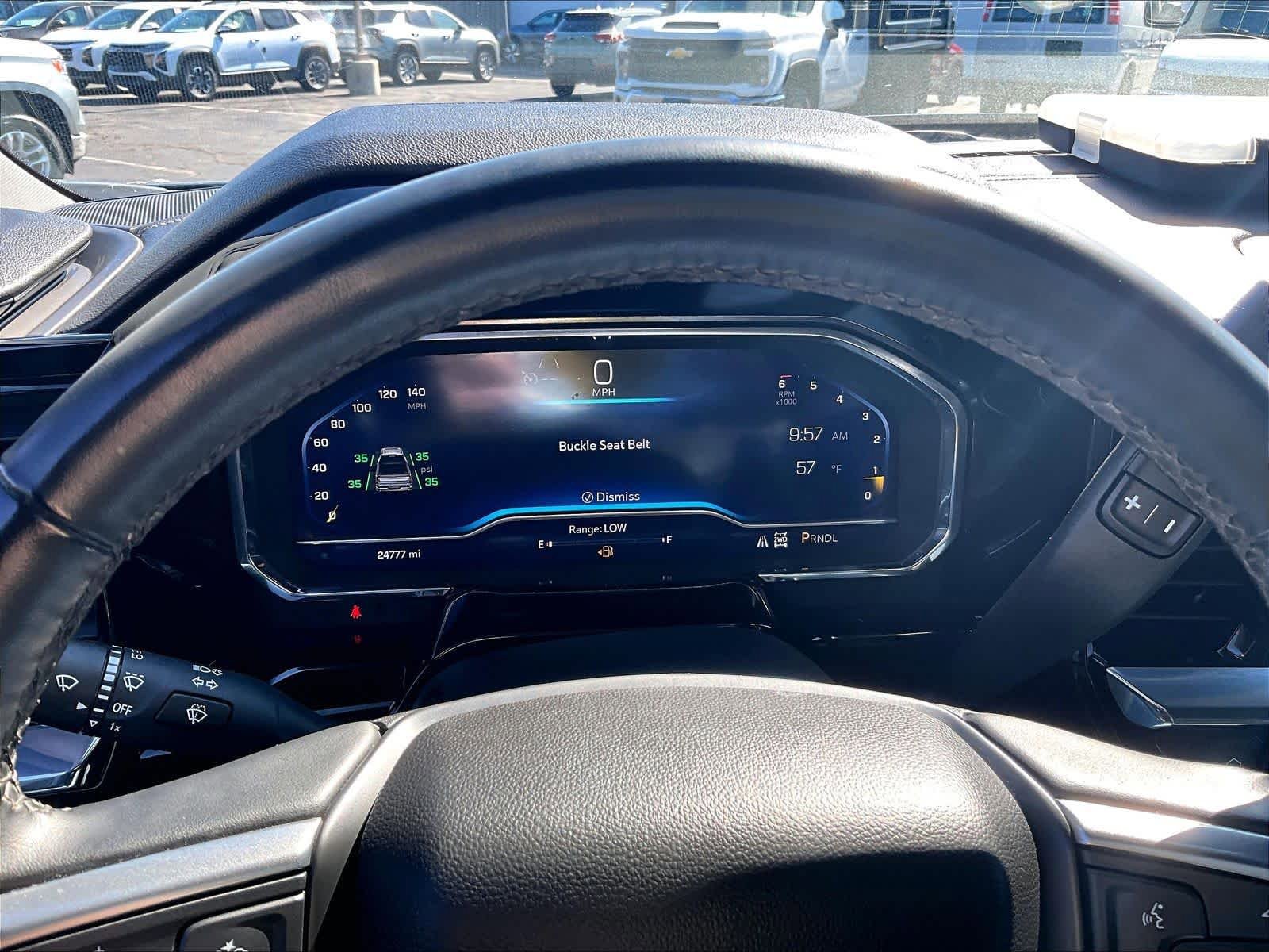 Used 2024 Chevrolet Silverado 1500 LT AWD/4WD image 25