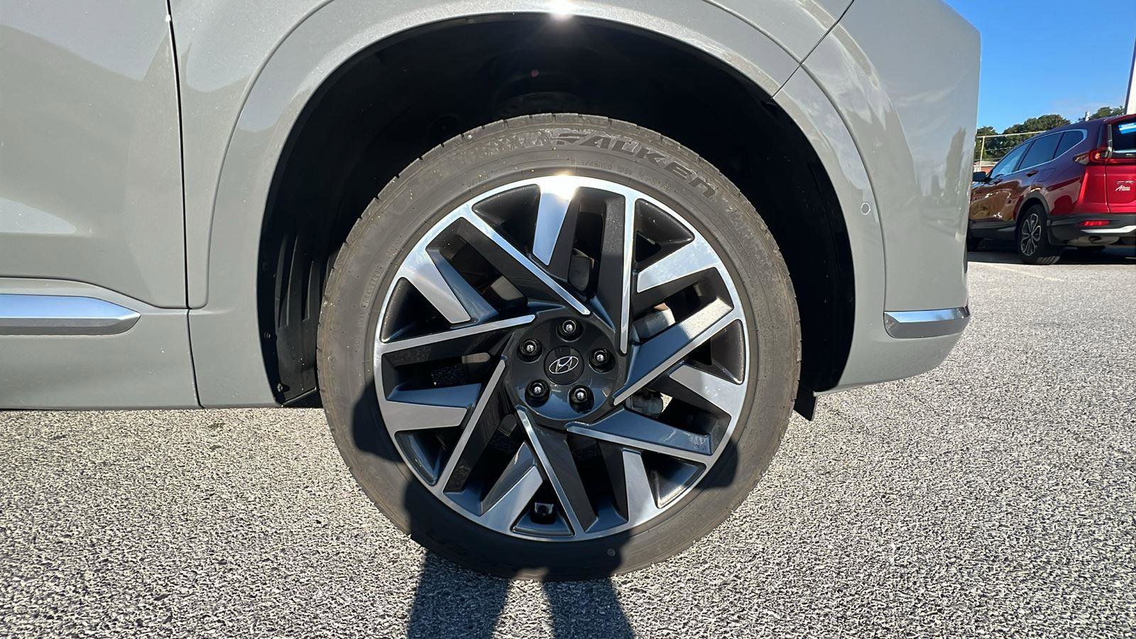 Used 2023 Hyundai Santa Fe Calligraphy image 11