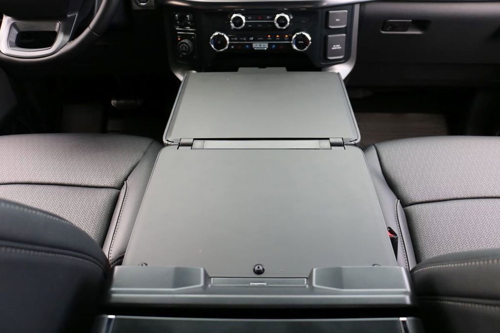 New 2025 Ford F150 Lariat w/ Equipment Group 501A Mid image 30