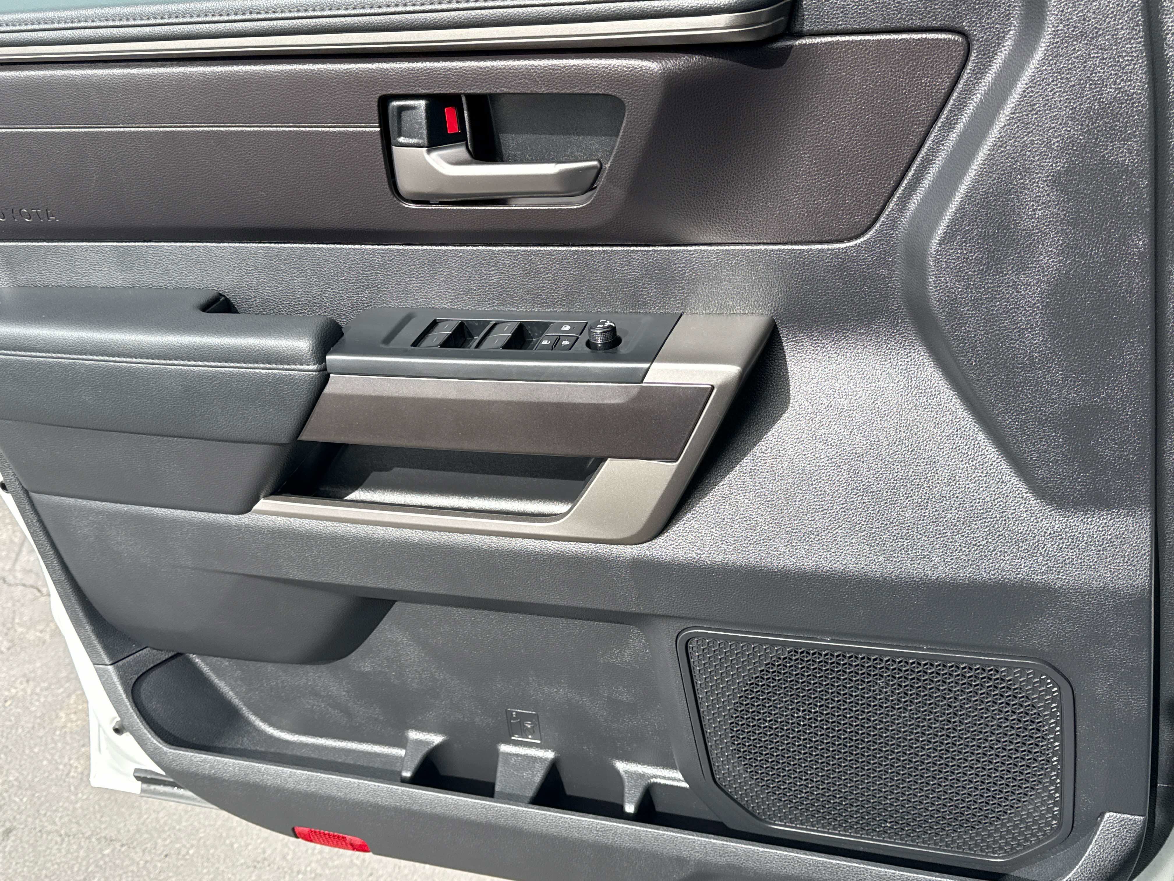 Used 2025 Toyota Tundra SR5 image 16