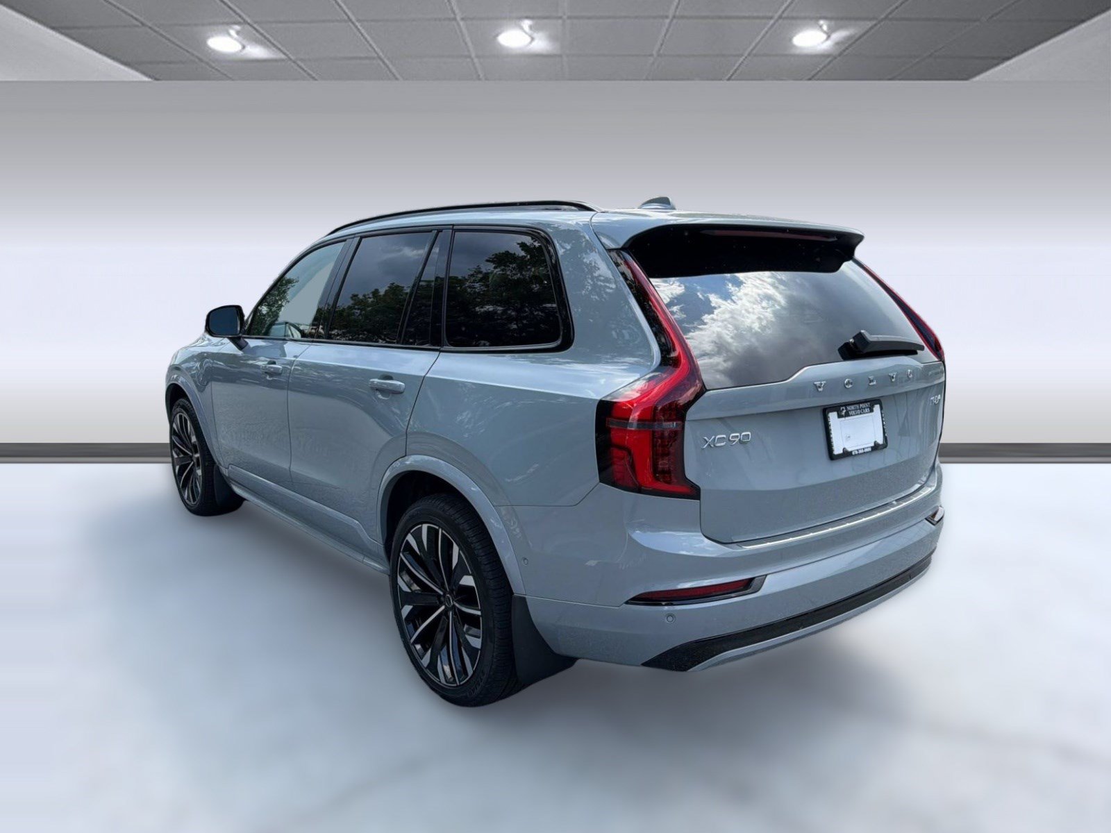 New 2026 Volvo XC90 T8 Ultra w/ Protection Package AWD/4WD image 3