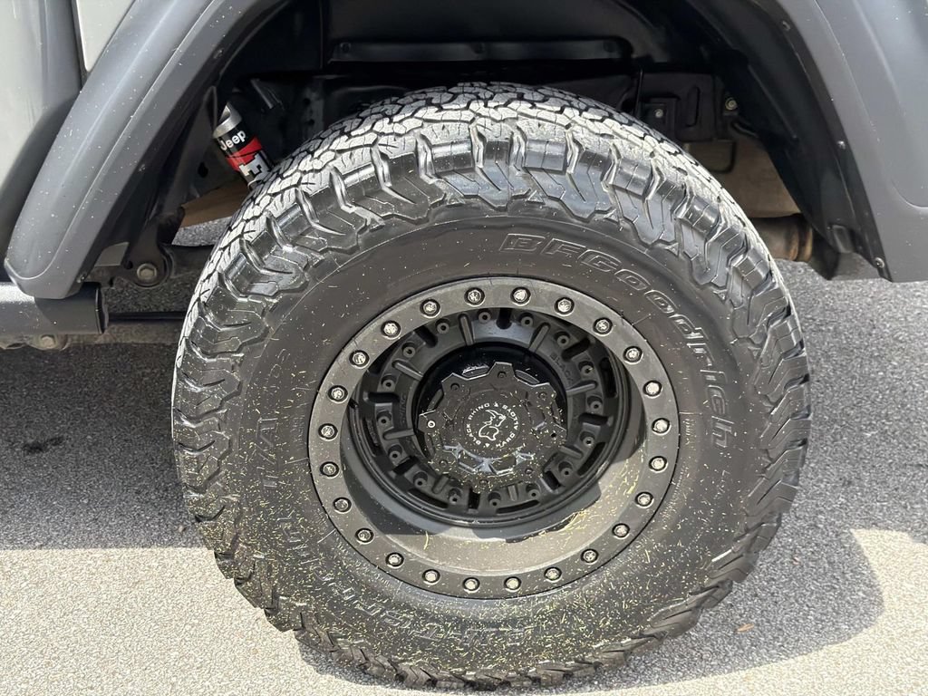 Used 2021 Jeep Gladiator Rubicon w/ LED Lighting Group AWD/4WD image 11