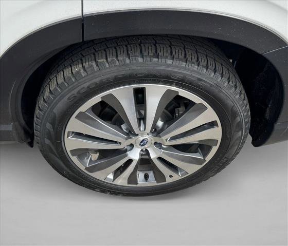 Used 2019 Subaru Ascent Limited w/ Popular Package #3 image 9