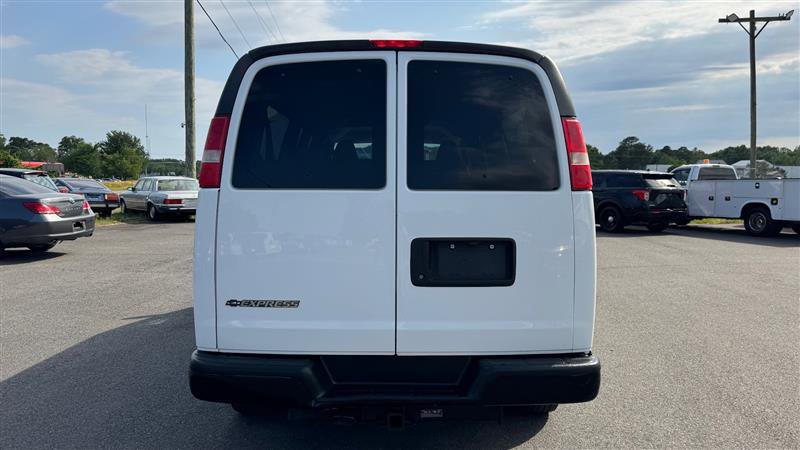 Used 2017 Chevrolet Express 3500 LS RWD image 7