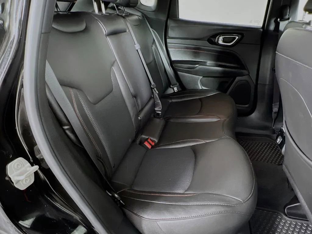 Used 2024 Jeep Compass Trailhawk image 25