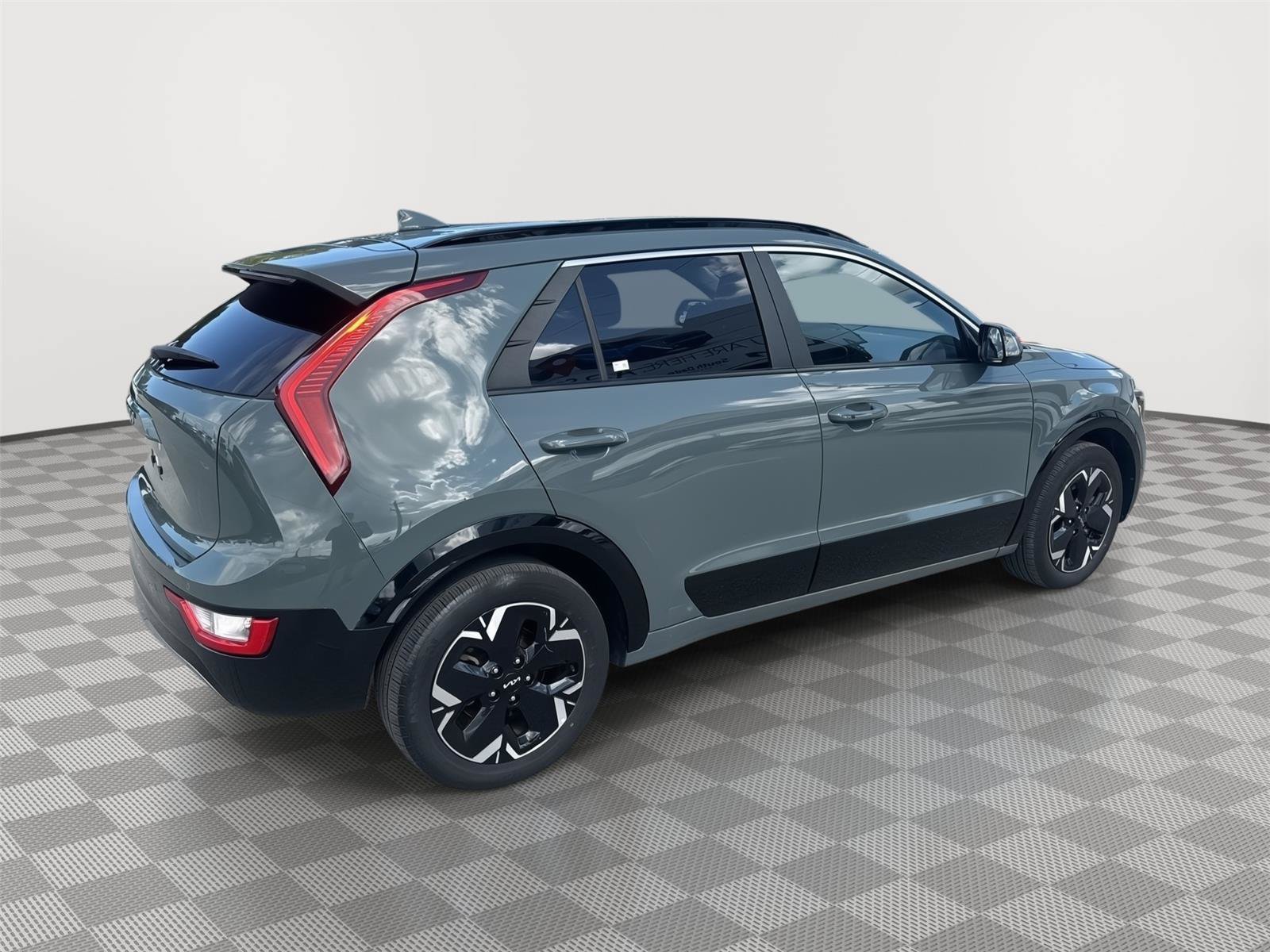 Used 2023 Kia Niro Wind FWD image 6