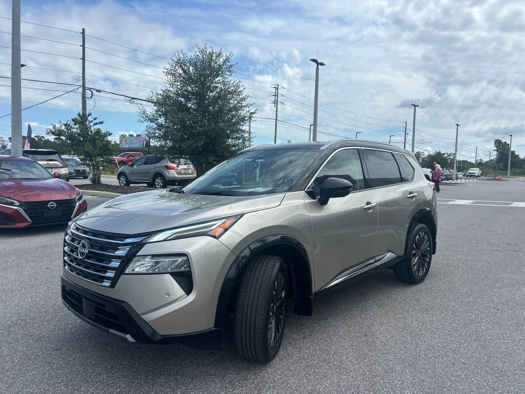 New 2026 Nissan Rogue Platinum image 4