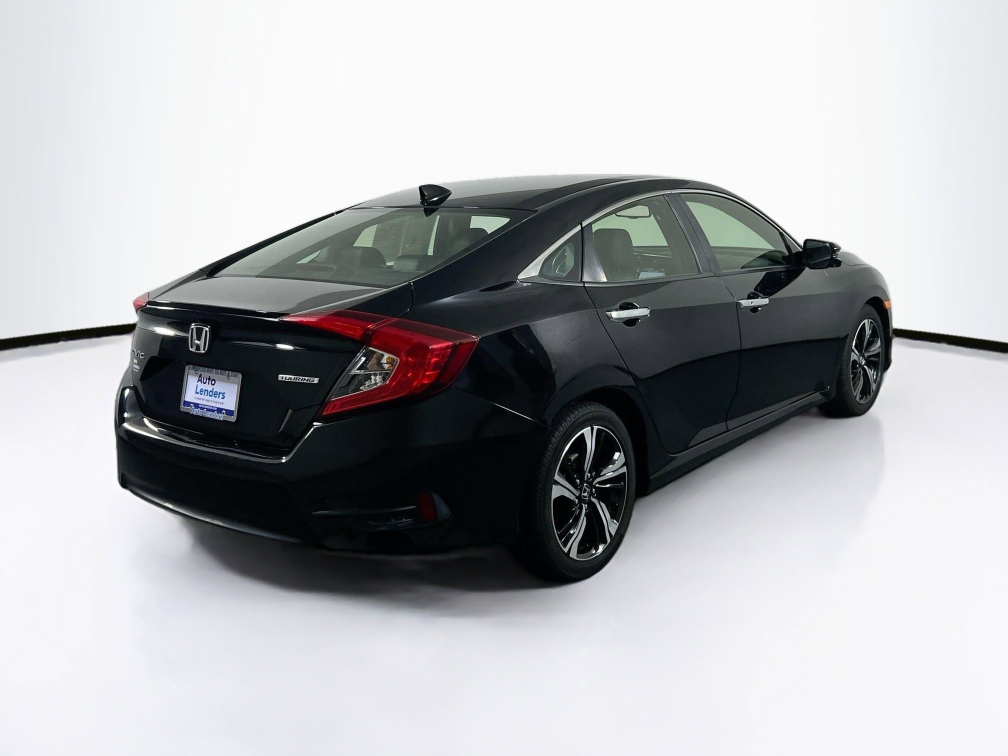 Used 2018 Honda Civic Touring image 5