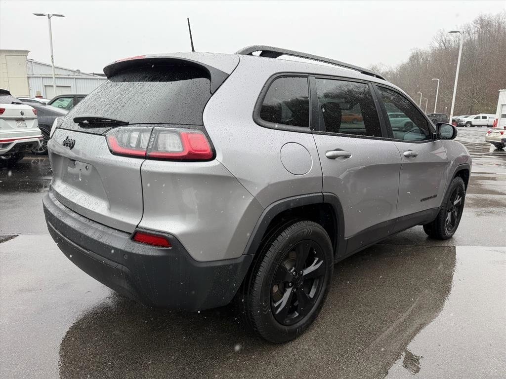 Used 2021 Jeep Cherokee Altitude image 4