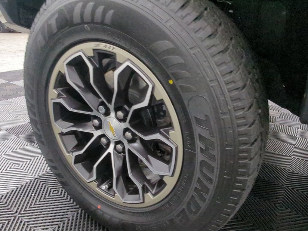 Used 2021 Chevrolet Colorado ZR2 AWD/4WD image 39
