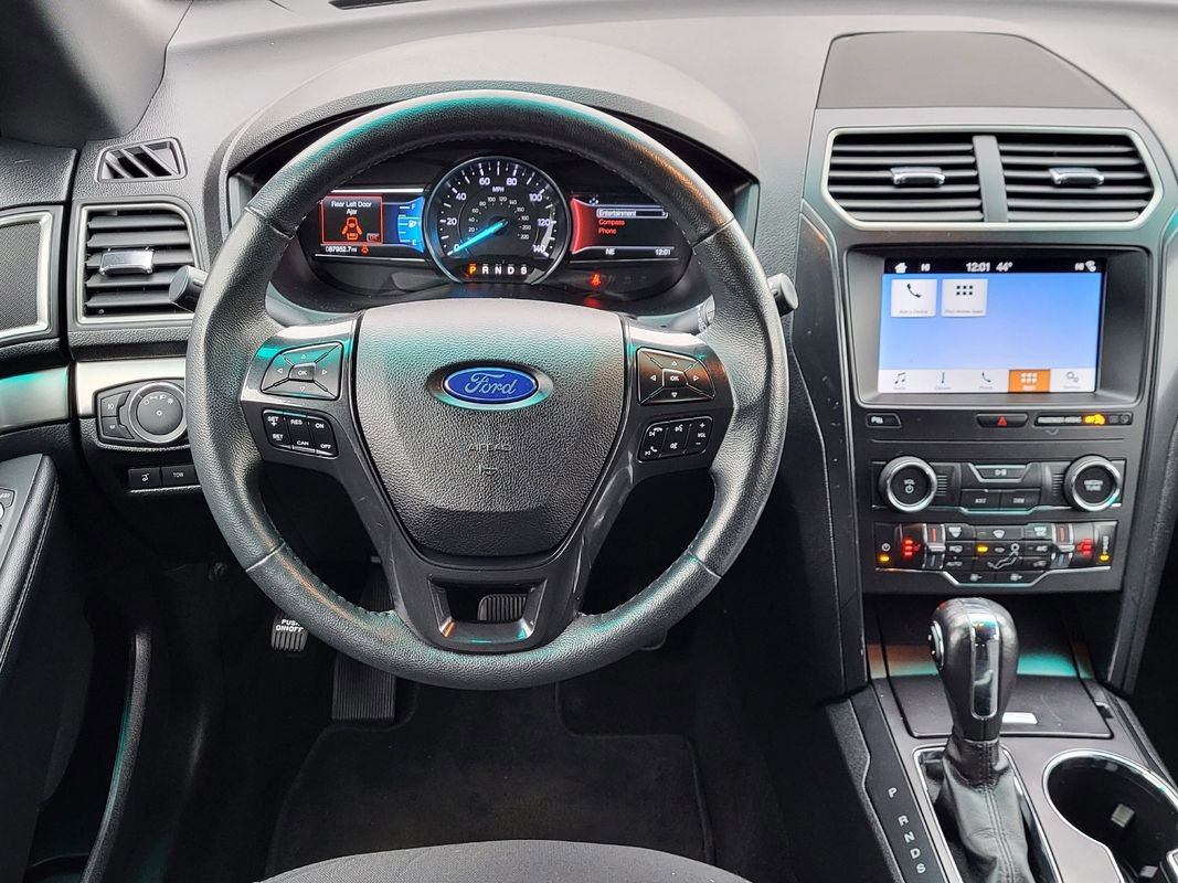Used 2019 Ford Explorer XLT w/ Equipment Group 201A AWD/4WD image 29