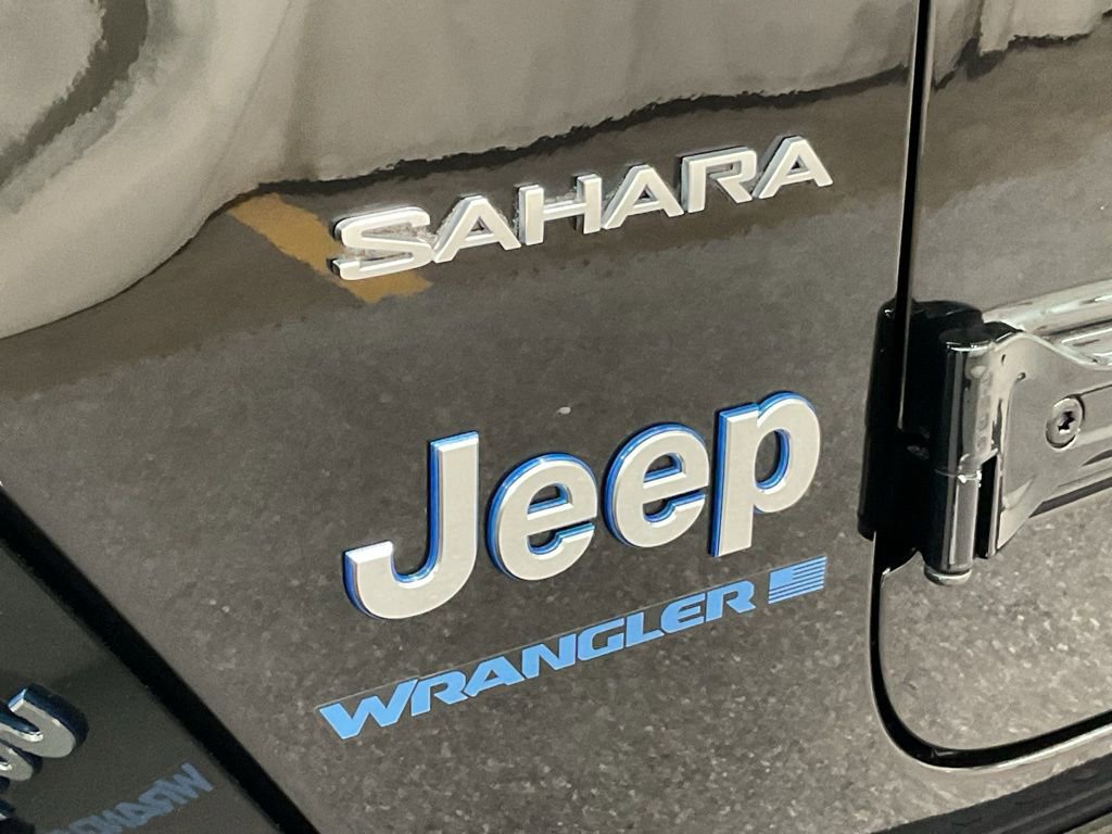 Used 2023 Jeep Wrangler Unlimited Sahara w/ Cold Weather Group image 24