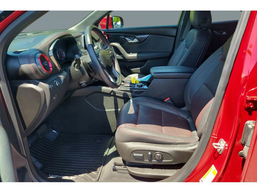 Used 2022 Chevrolet Blazer RS w/ Enhanced Convenience Package FWD image 17
