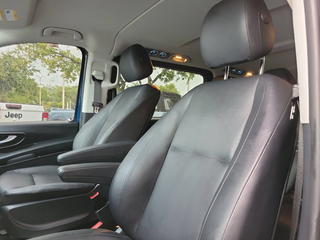 Used 2023 Mercedes-Benz Metris Passenger image 15