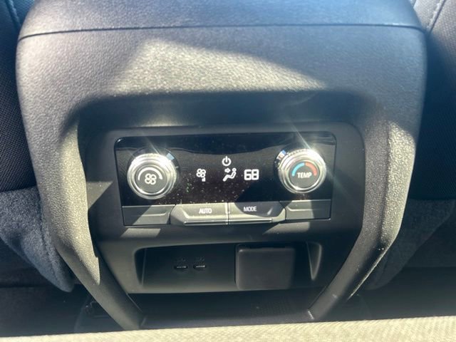 Used 2025 GMC Acadia Elevation AWD/4WD image 32