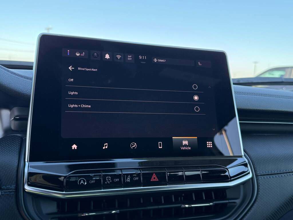 New 2026 Jeep Compass Latitude image 28