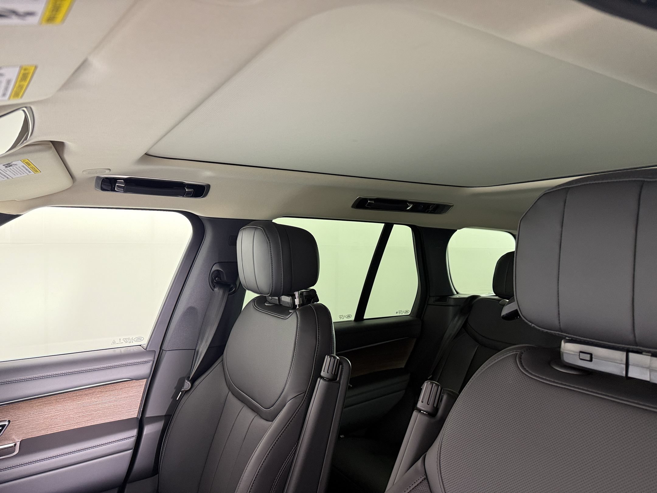 New 2027 Land Rover Range Rover SE AWD/4WD image 20