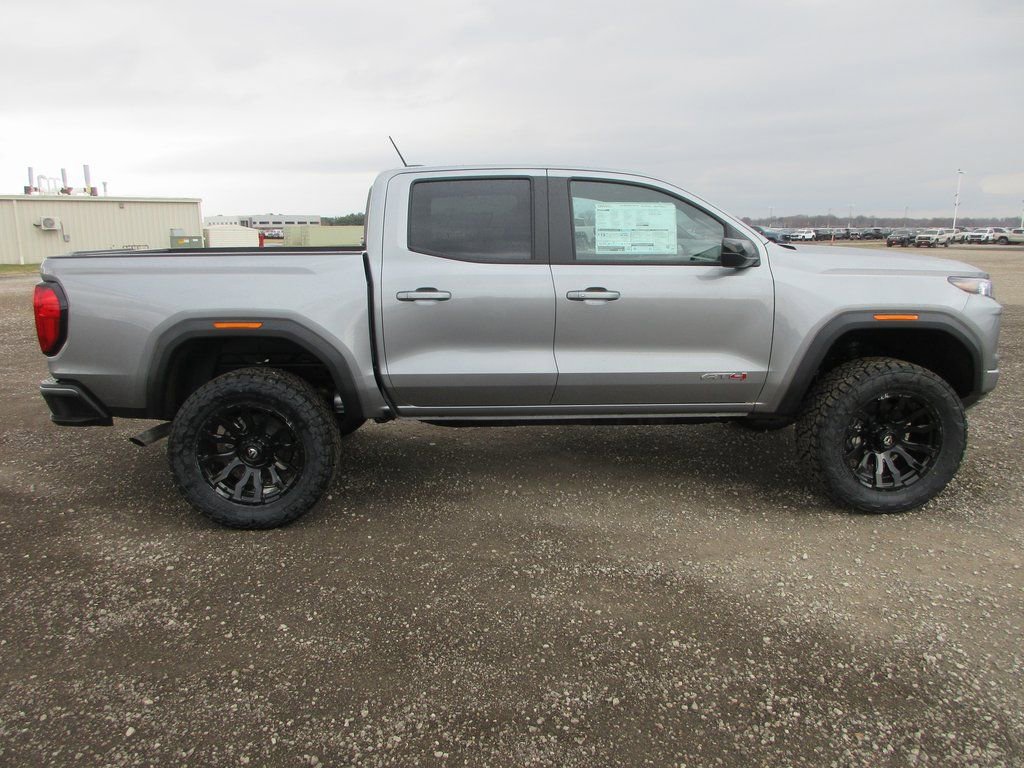 New 2026 GMC Canyon AT4 image 3
