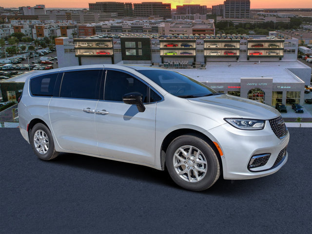 New 2026 Chrysler Pacifica Select FWD image 1