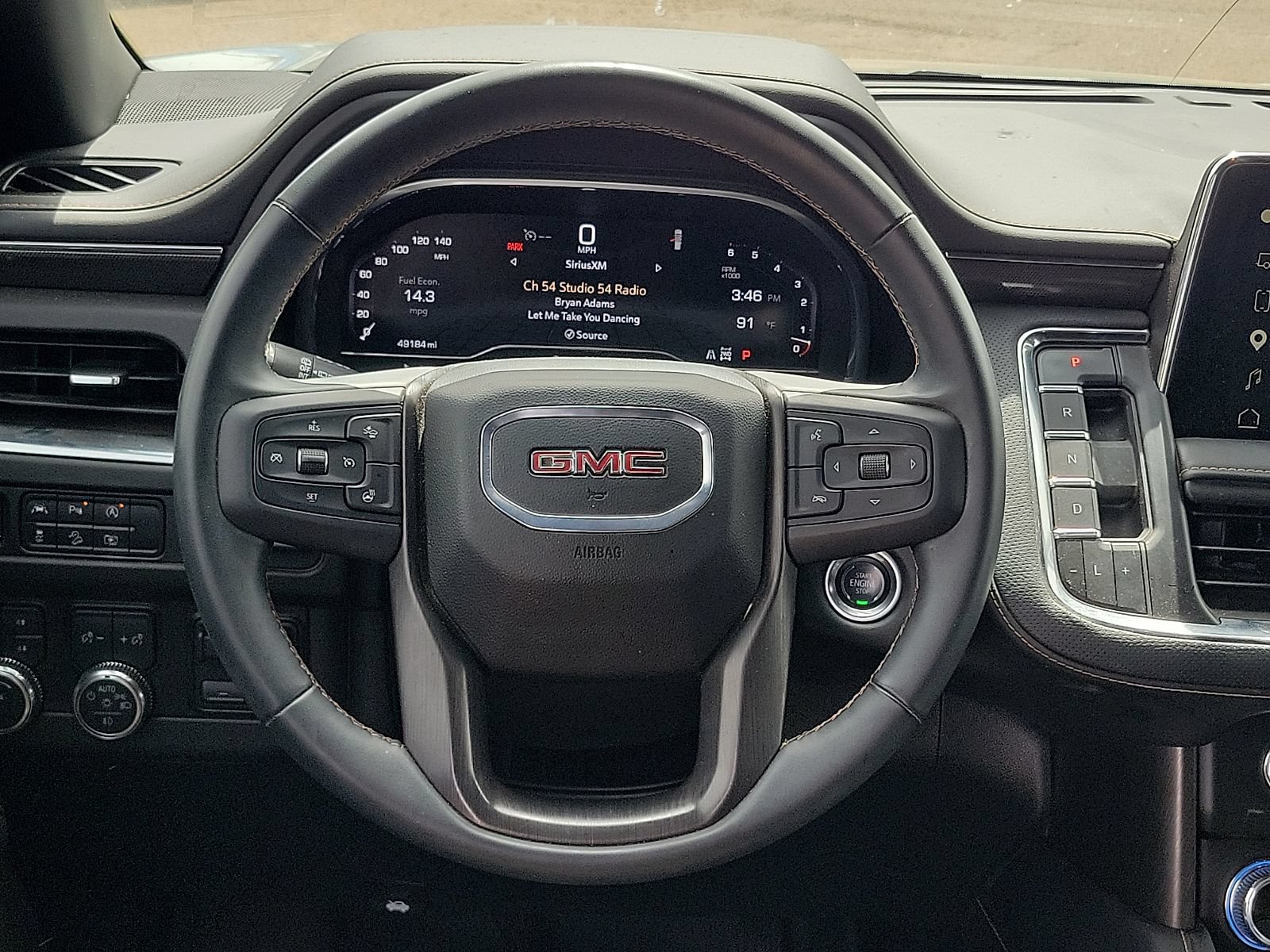 Used 2024 GMC Yukon AT4 w/ Technology Package AWD/4WD image 19