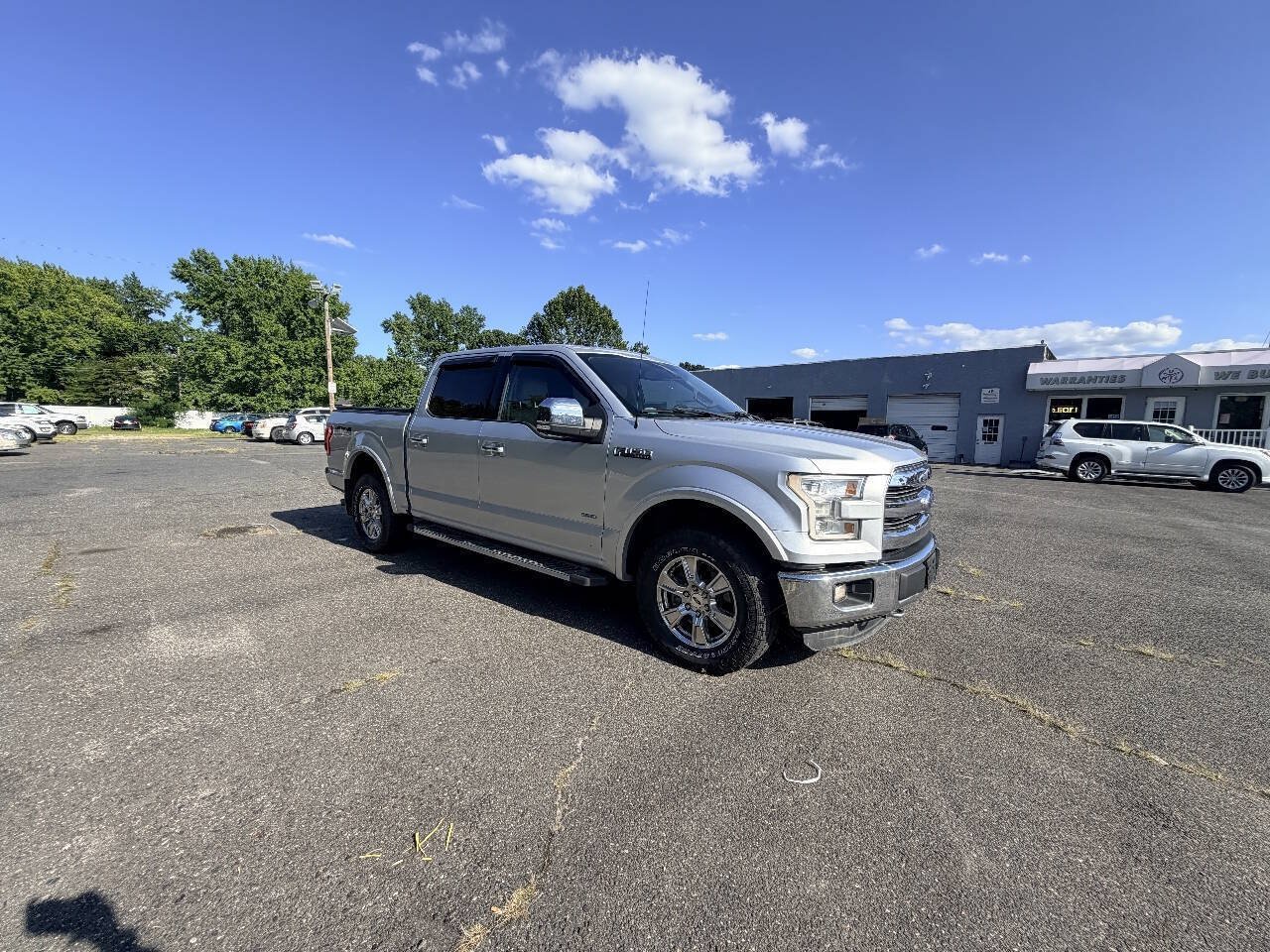 Used 2015 Ford F150 Lariat w/ Equipment Group 502A Luxury AWD/4WD image 15
