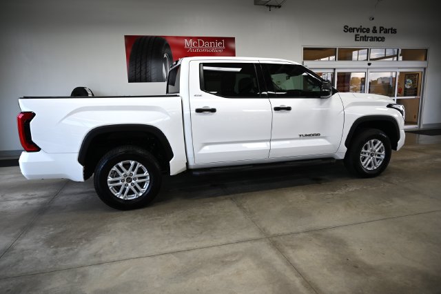 Used 2023 Toyota Tundra SR5 w/ SR5 Convenience Package AWD/4WD image 5