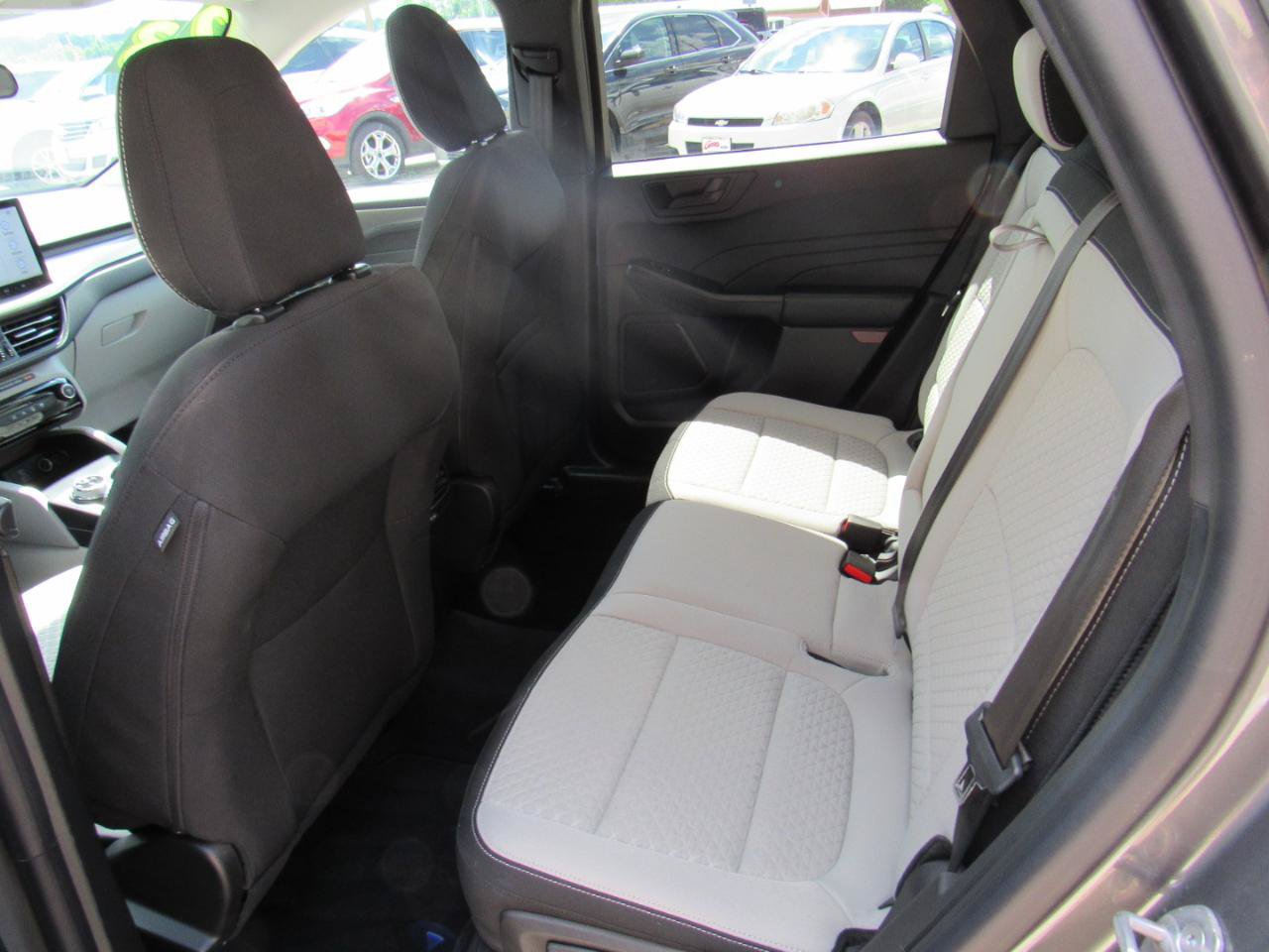 Used 2023 Ford Escape Active w/ Tech Pack #1 AWD/4WD image 27