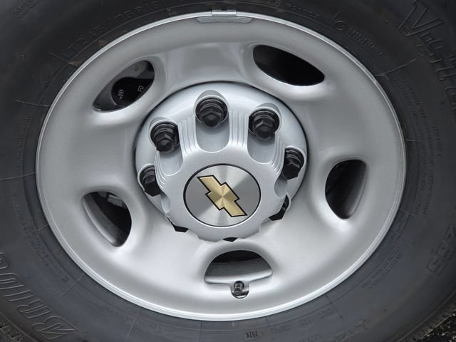 New 2026 Chevrolet Express 2500 w/ Driver Convenience Package RWD image 5