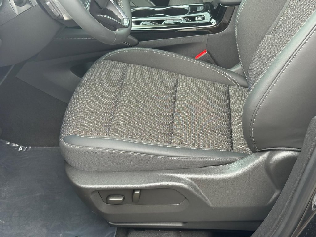 Used 2023 Buick Envision Preferred w/ Sport Touring Package AWD/4WD image 22