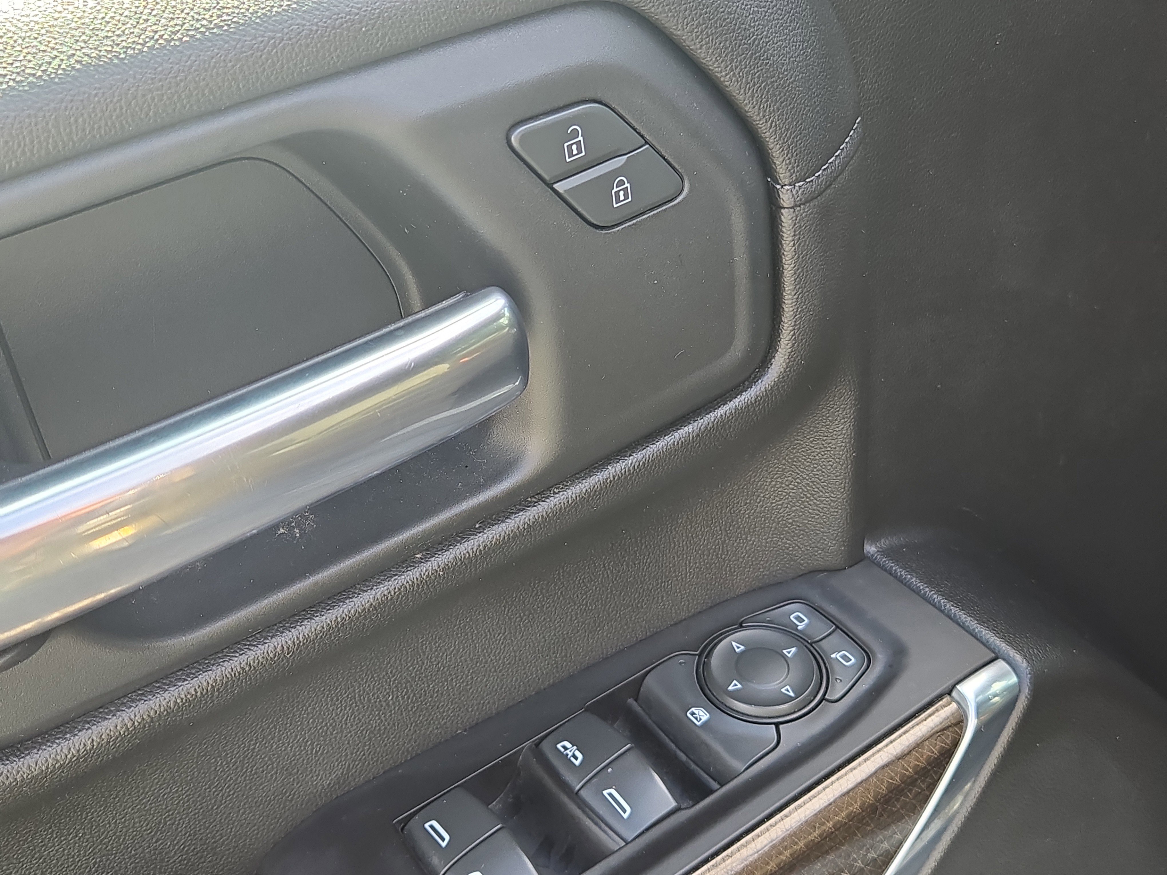 Used 2019 Chevrolet Silverado 1500 RST w/ All-Star Edition image 16