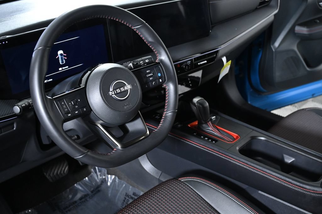 Certified 2025 Nissan Kicks SR AWD/4WD image 14