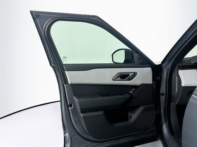 Used 2026 Land Rover Range Rover Velar S image 11