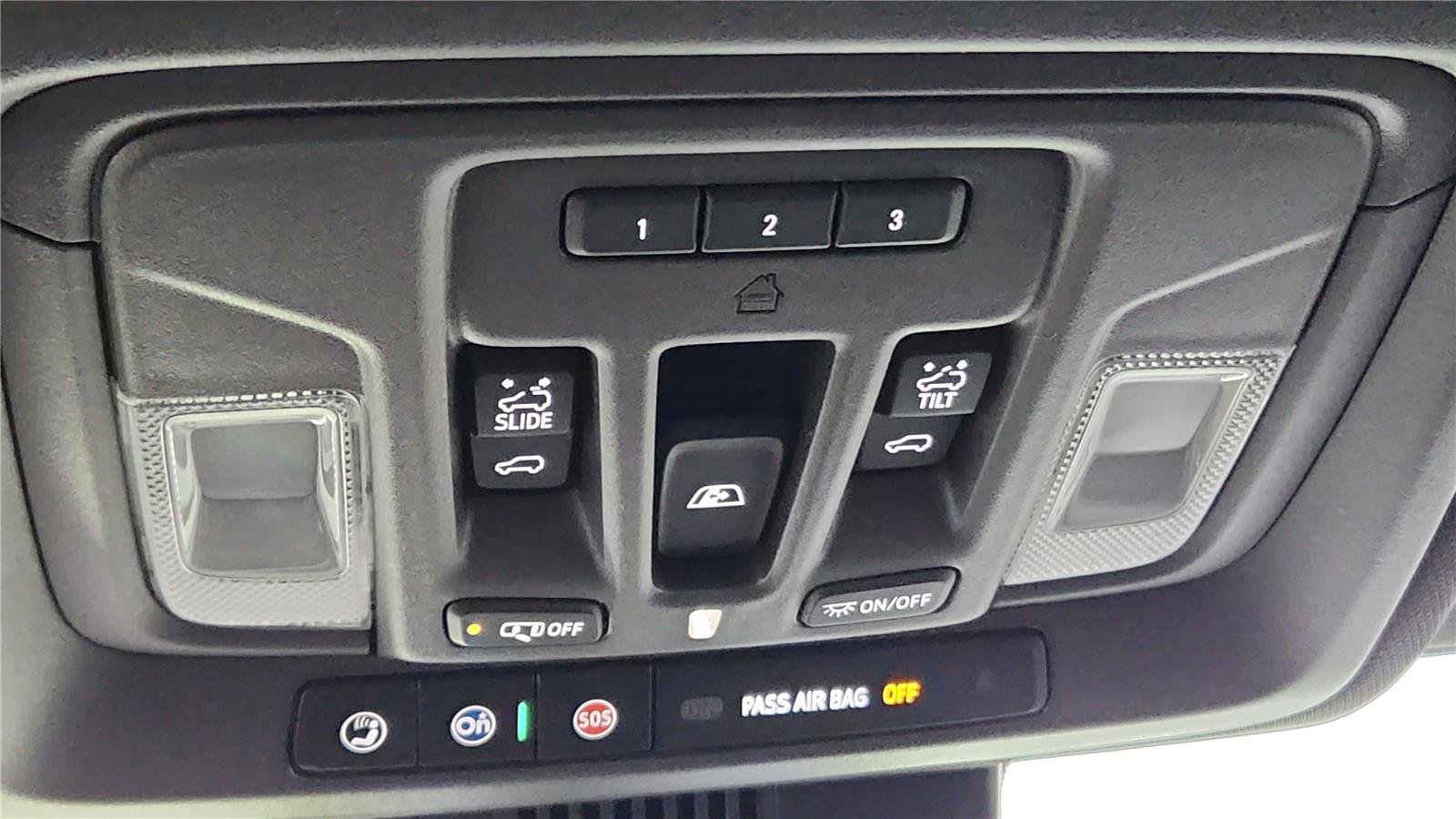 New 2026 GMC Sierra 1500 Denali w/ Technology Package AWD/4WD image 32