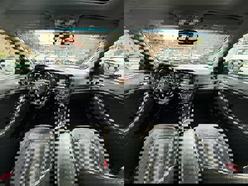 Used 2011 Kia Optima EX w/ Hybrid Premium Technology Pkg image 13