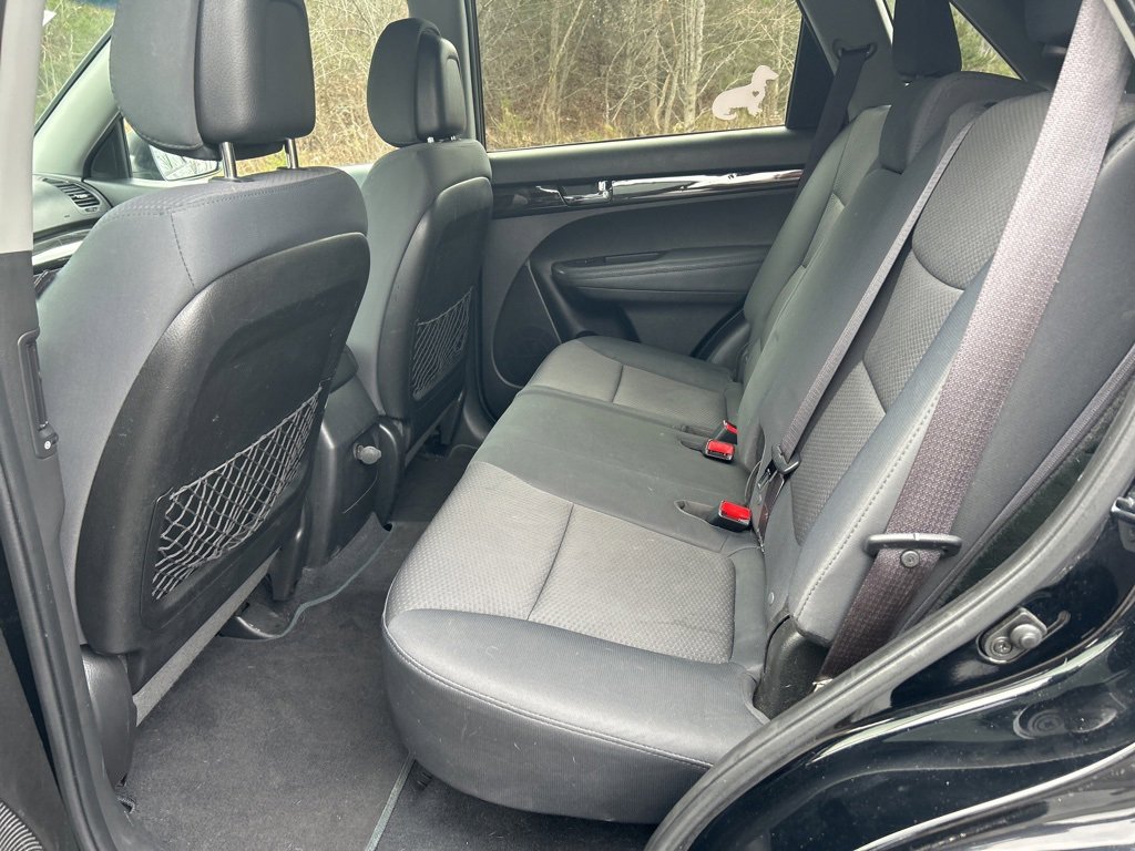 Used 2013 Kia Sorento LX image 6