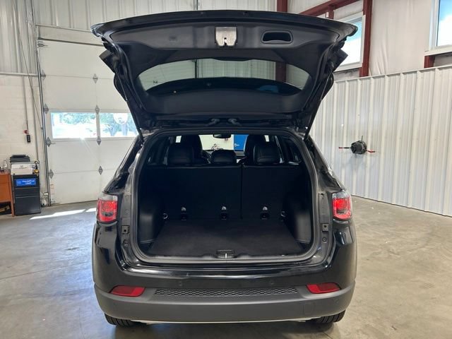 Used 2023 Jeep Compass Limited AWD/4WD image 20
